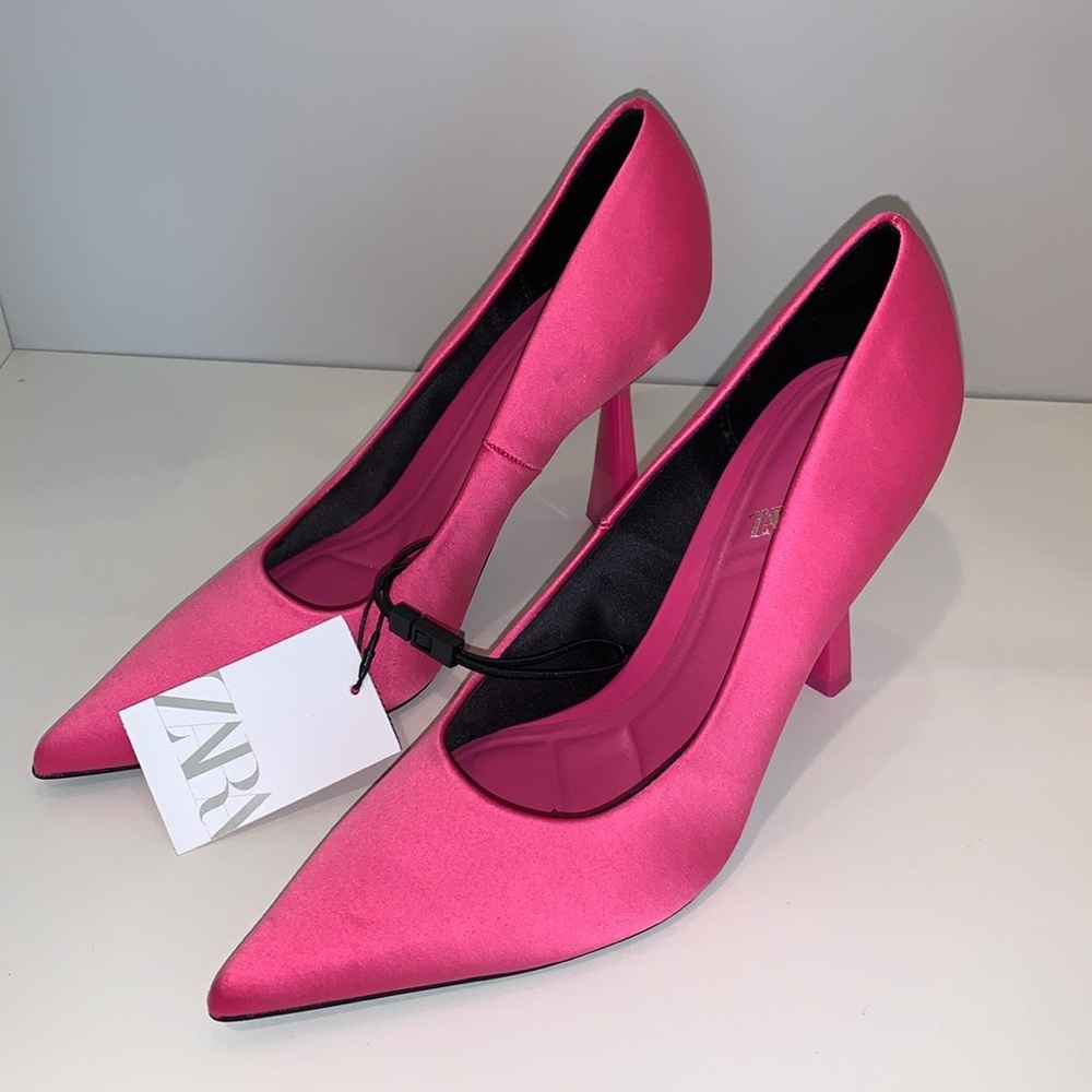Zara Satin Pointed Stiletto Heels‎
